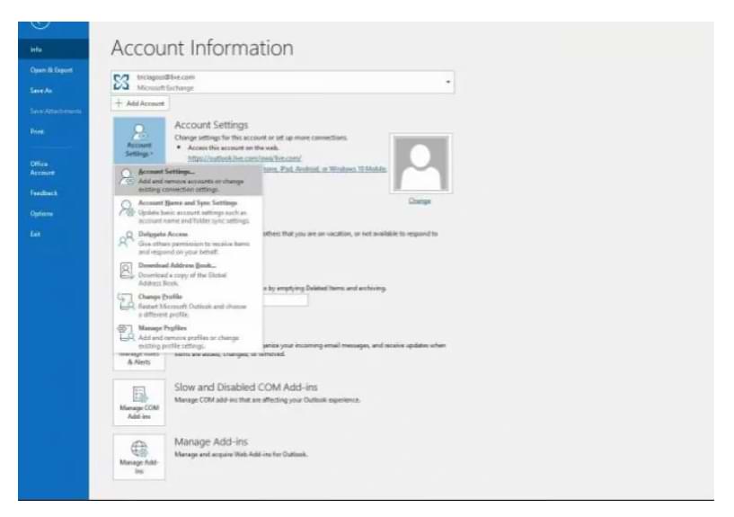 Cómo establecer una cuenta predeterminada en Microsoft Outlook
